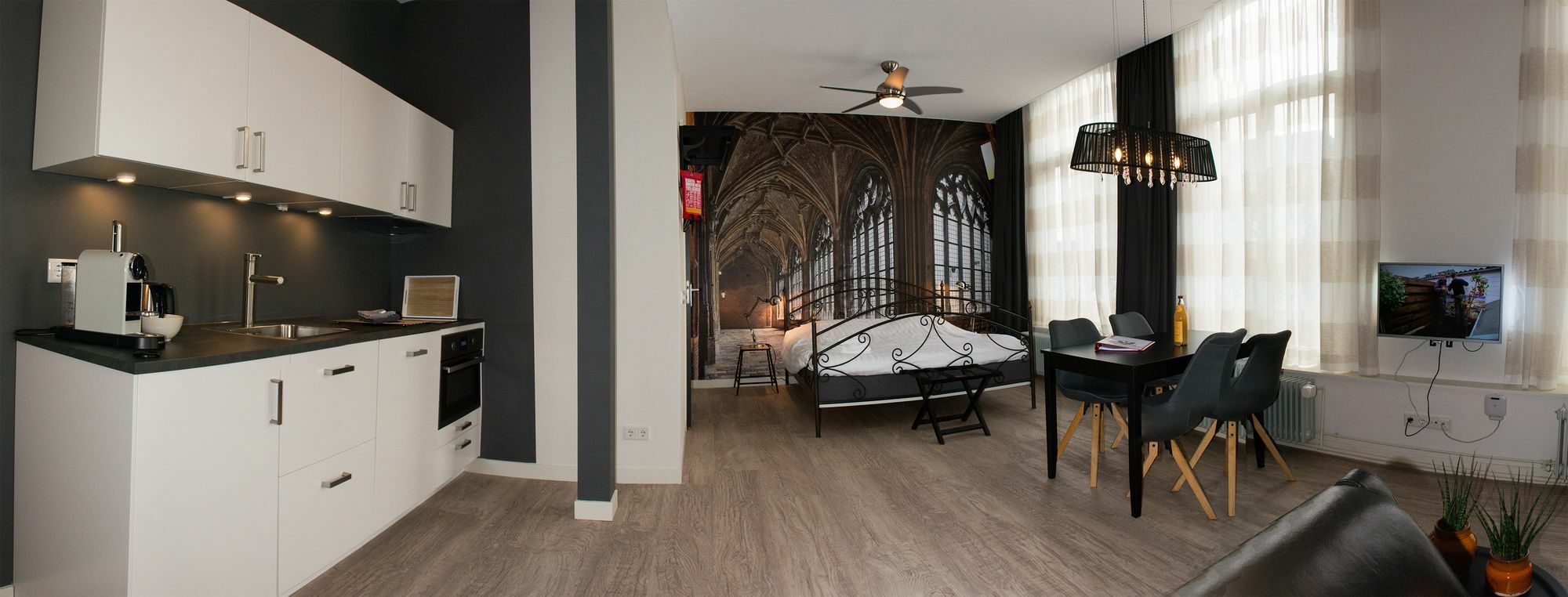 Waepen Hotel 3*